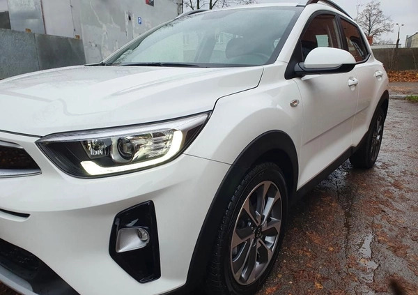 Kia Stonic cena 67900 przebieg: 23000, rok produkcji 2019 z Murowana Goślina małe 277